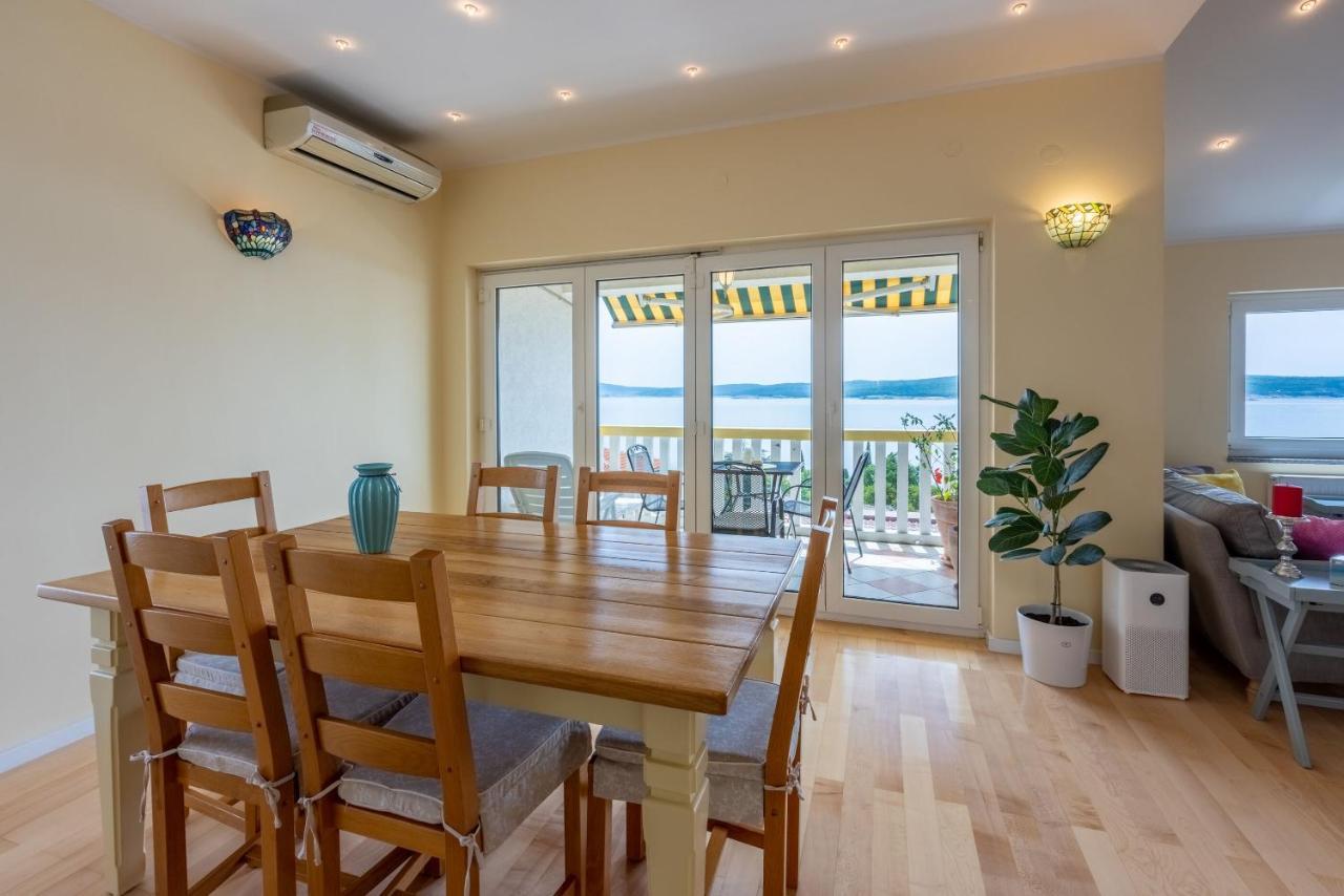 Apartments Neno Crikvenica Luaran gambar