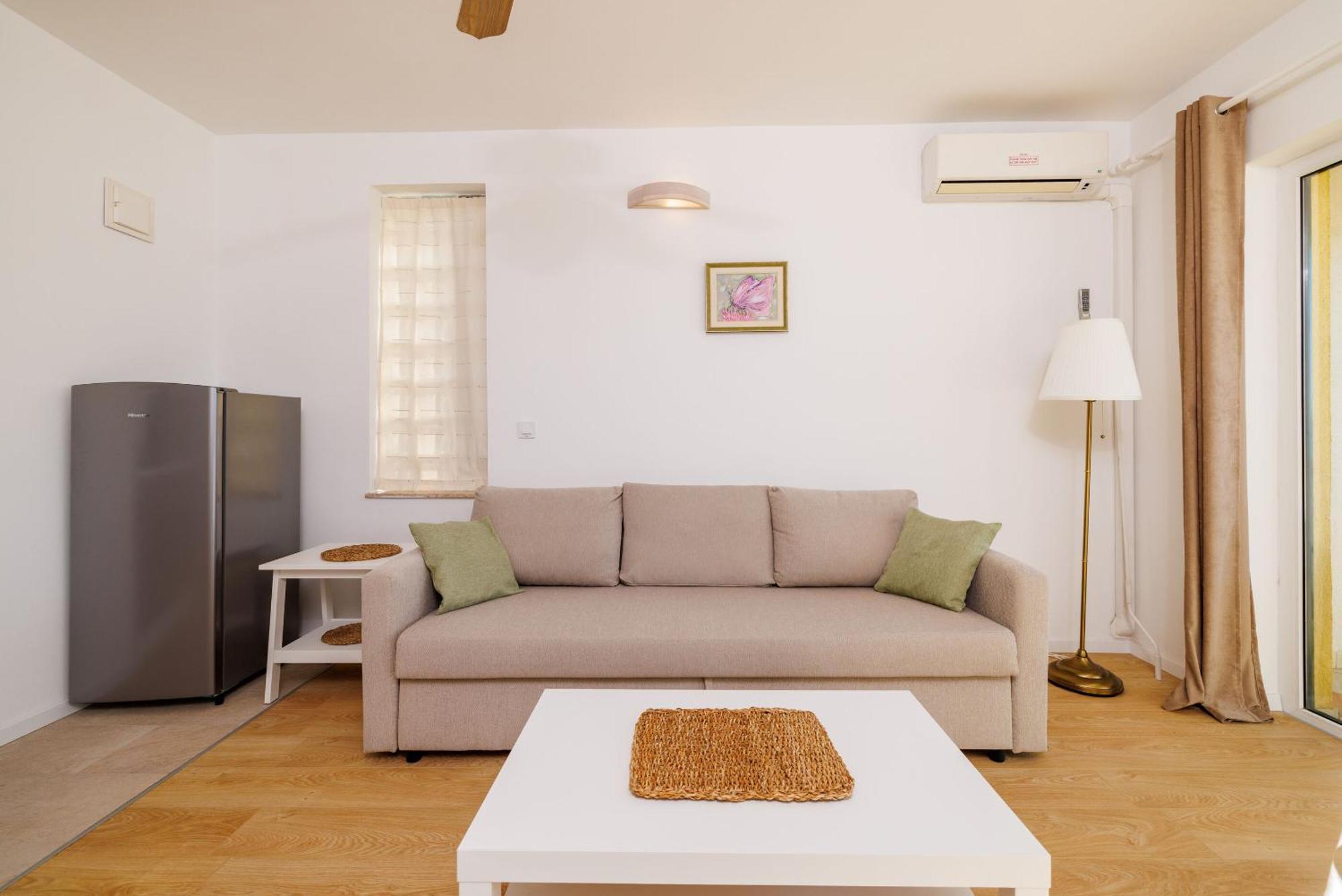 Apartments Neno Crikvenica Luaran gambar