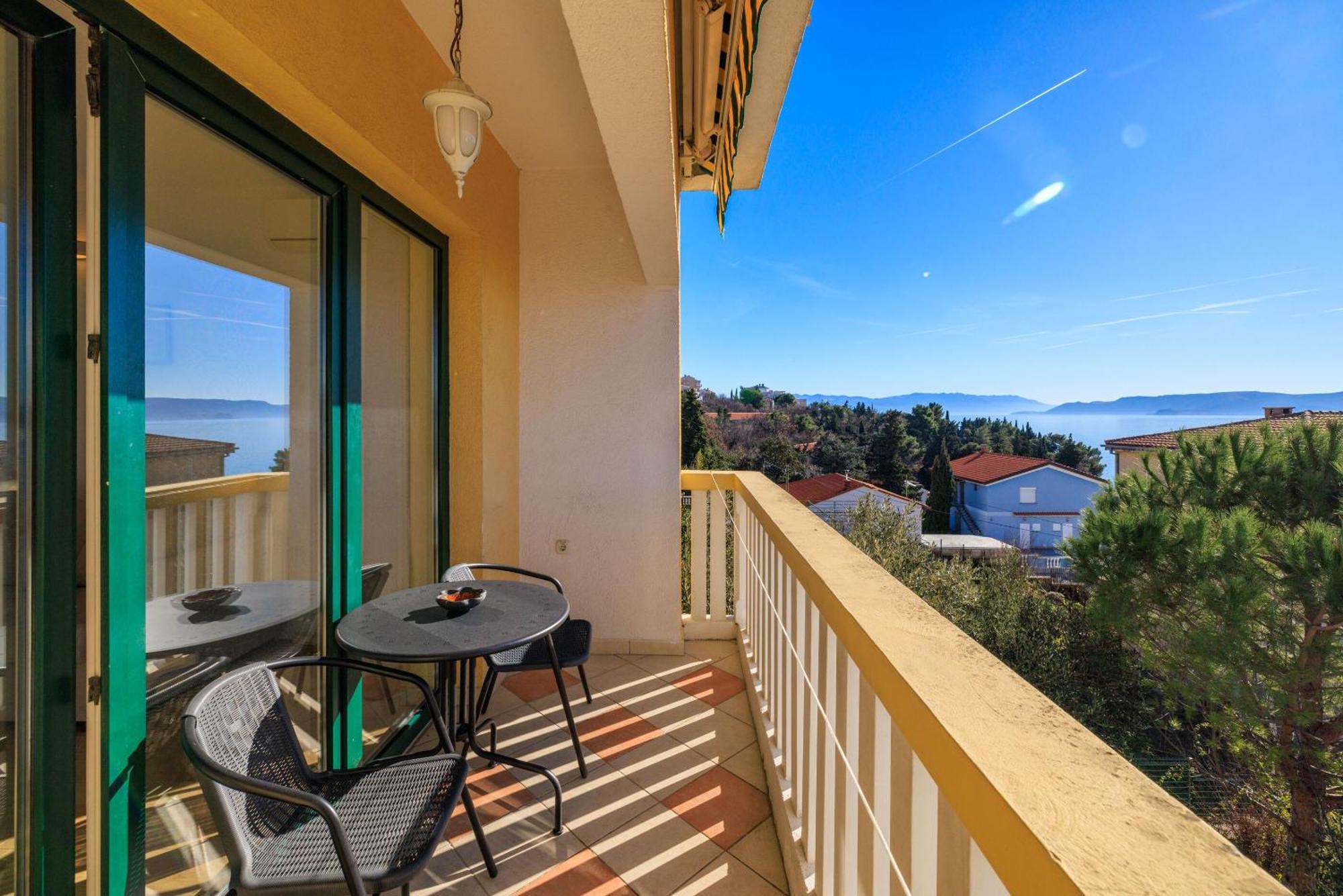 Apartments Neno Crikvenica Luaran gambar