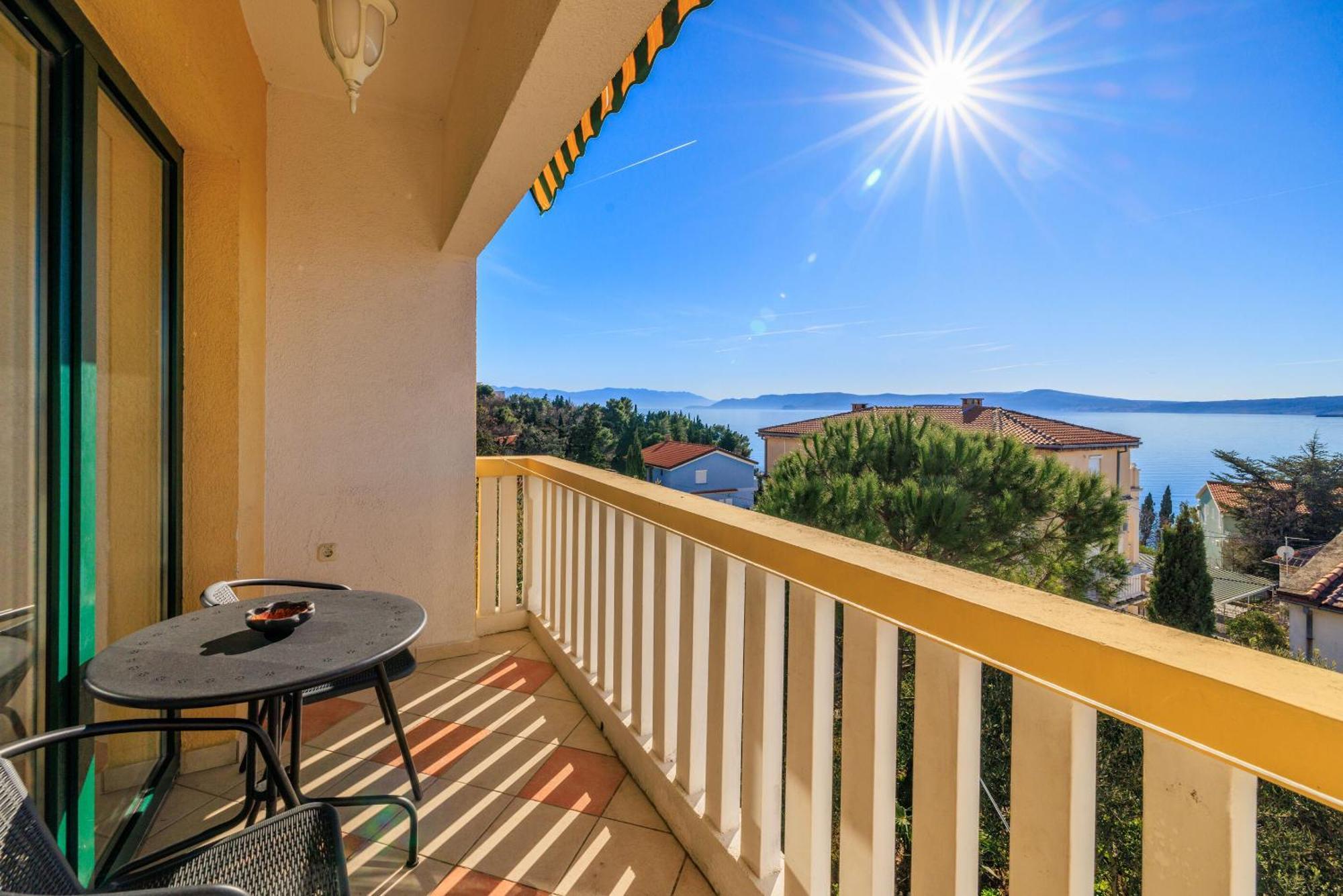 Apartments Neno Crikvenica Luaran gambar