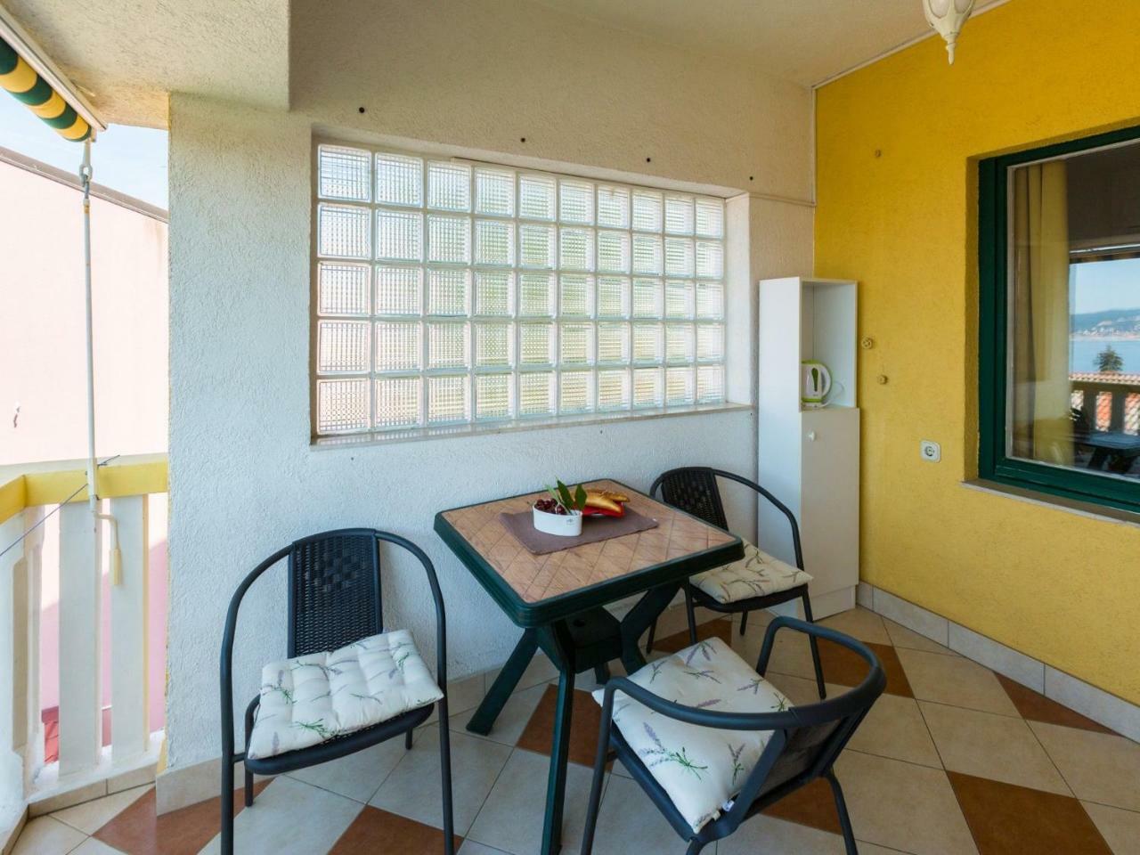 Apartments Neno Crikvenica Luaran gambar